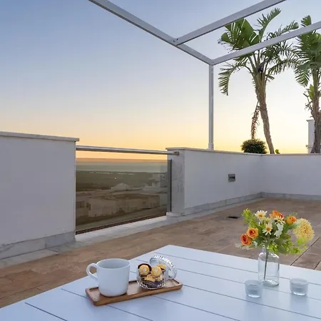 La Terraza Rio & Mar - Sea View & Pool Apartament *